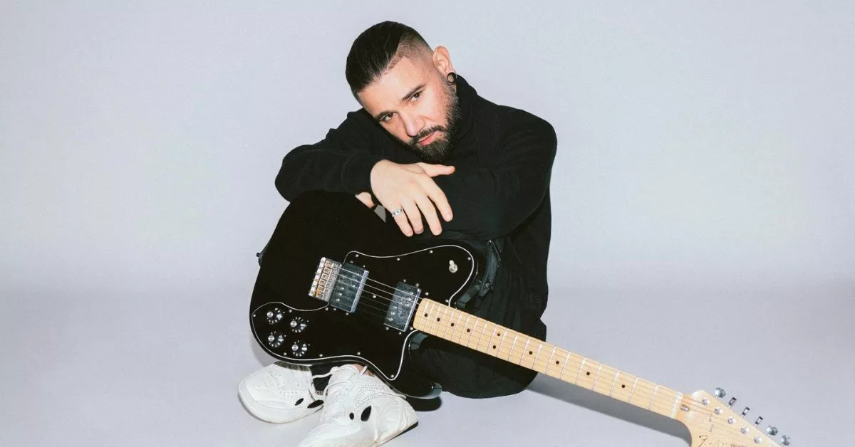 Skrillex fills in for Drake’s headlining set at Lollapalooza Brazil