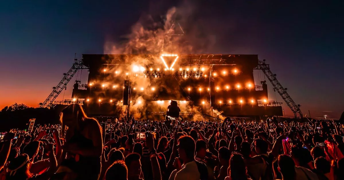 Veld deals music festival